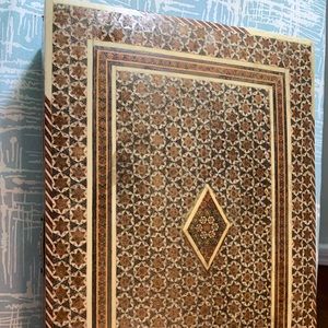 Gorgeous handcrafted inlaid box from India,